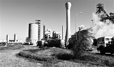 六和彩開碼資料2024開獎碼澳門,深究數據應用策略_VIZ50.631計算機版