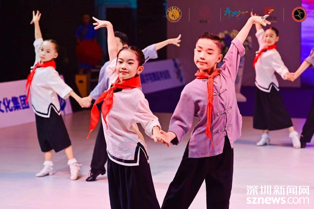 男孩獲獎幼兒舞蹈,自然美景的心靈之旅展演