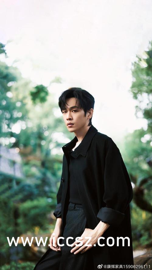 原千惠護(hù)士專(zhuān)業(yè)護(hù)理技能的展示與探討，警惕涉黃問(wèn)題保護(hù)個(gè)人隱私安全。