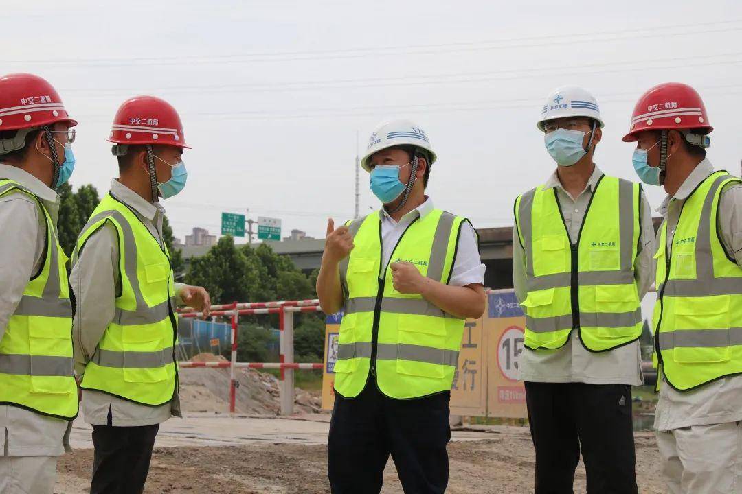 武漢翼達建服最新揭秘，小巷中的隱藏美食瑰寶