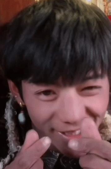 藏族小伙丁真最新視頻,藏族小伙丁真最新視頻,走進(jìn)真實與虛擬的交融世界