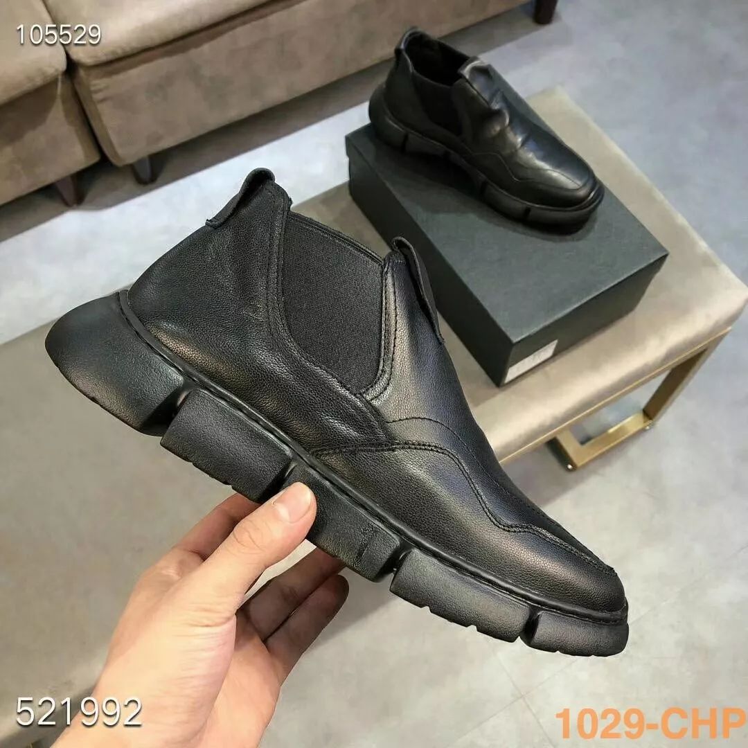 大牌男鞋新款，時尚品質的無縫融合