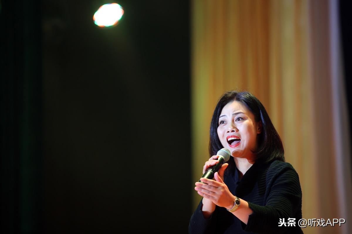 越劇新星范曉萍，與科技共舞的高科技產品體驗之旅