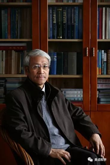 洪濤院士最新力作,揭秘科學之巔的探索之旅