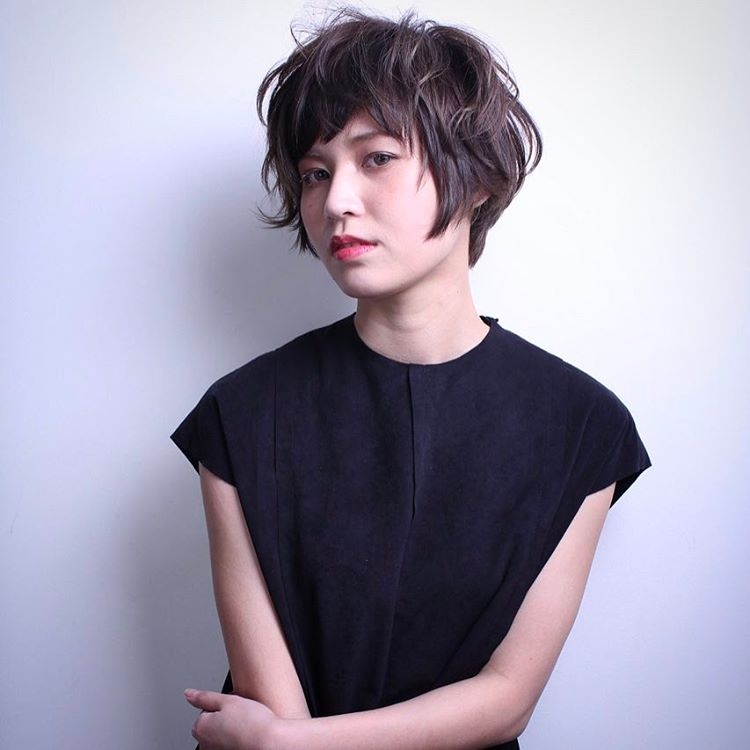 最新女士短發科技新品引領時尚潮流,重塑短發造型趨勢