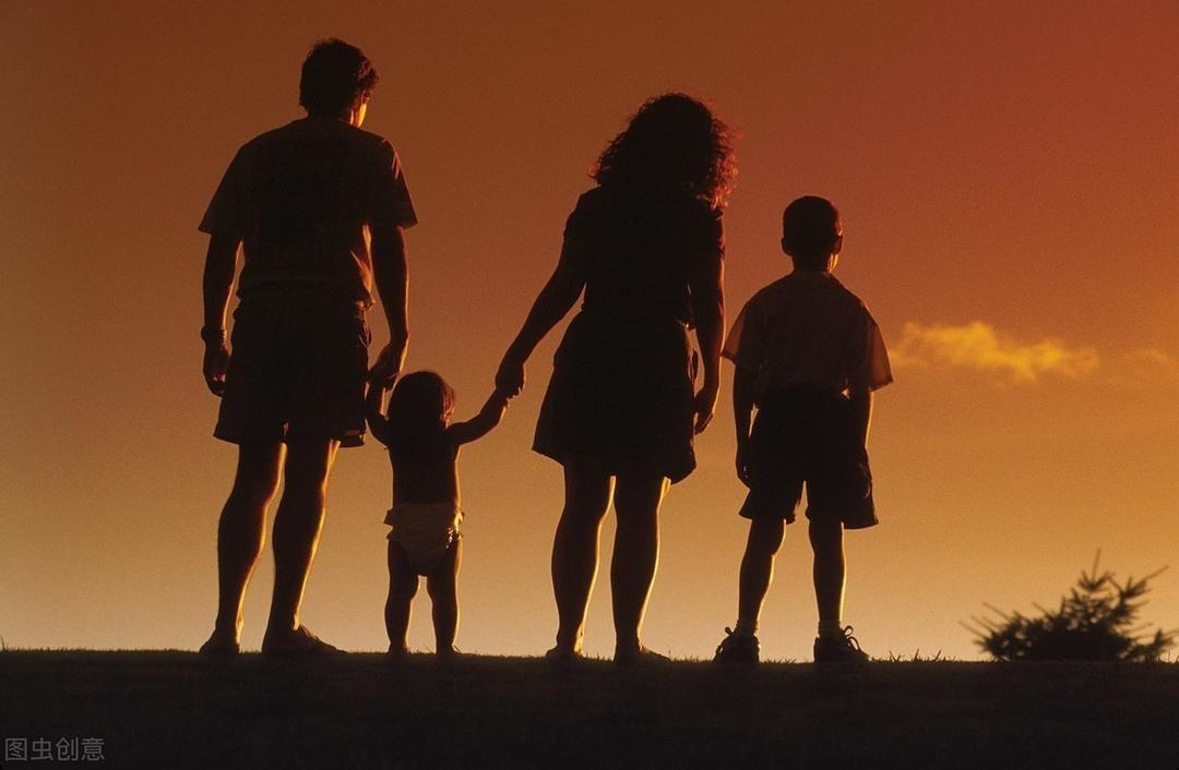 最新熱門短片,領(lǐng)略科技新品,探秘未來生活體驗(yàn)