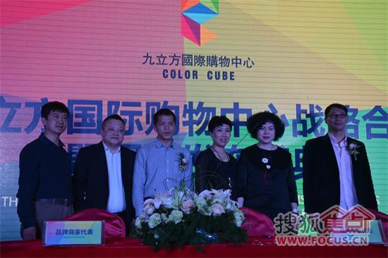 桐山國際購物中心最新動態(tài)揭秘，進展、影響及觀點探討