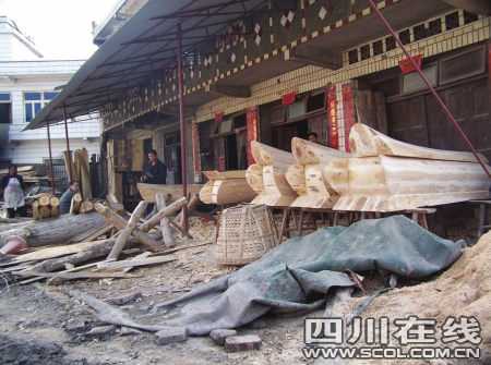 最新棺材新聞,小巷深處的特色小店,棺材藝術煥發新生命