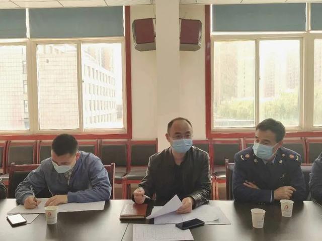 西安叉車司機最新招聘,西安叉車司機最新招聘，行業現狀、各方觀點及就業前景分析