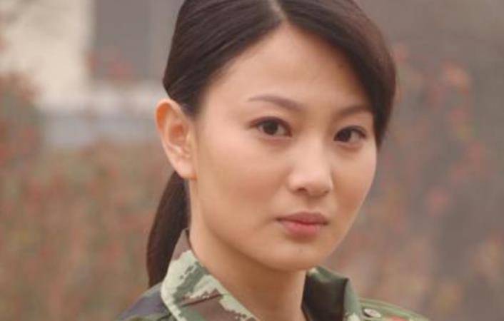 侯夢演員，與自然美景的邂逅，探尋內心平和之旅