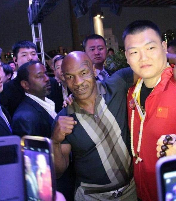 心靈探險(xiǎn)之旅，世界最殘酷的拳擊比賽背后的故事與旅行意義