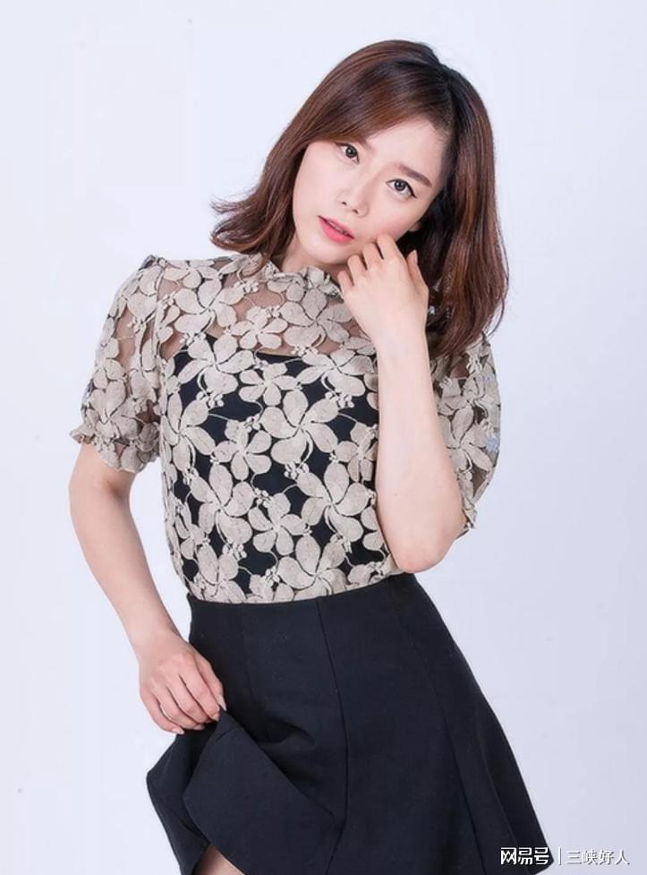 韓國(guó)李采潭電影,友情的溫馨日常時(shí)光