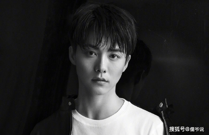 金秦禹吸血鬼寫真首曝,科技與藝術的完美融合之旅