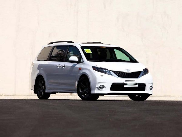 2017款塞納新車，啟程溫馨之旅