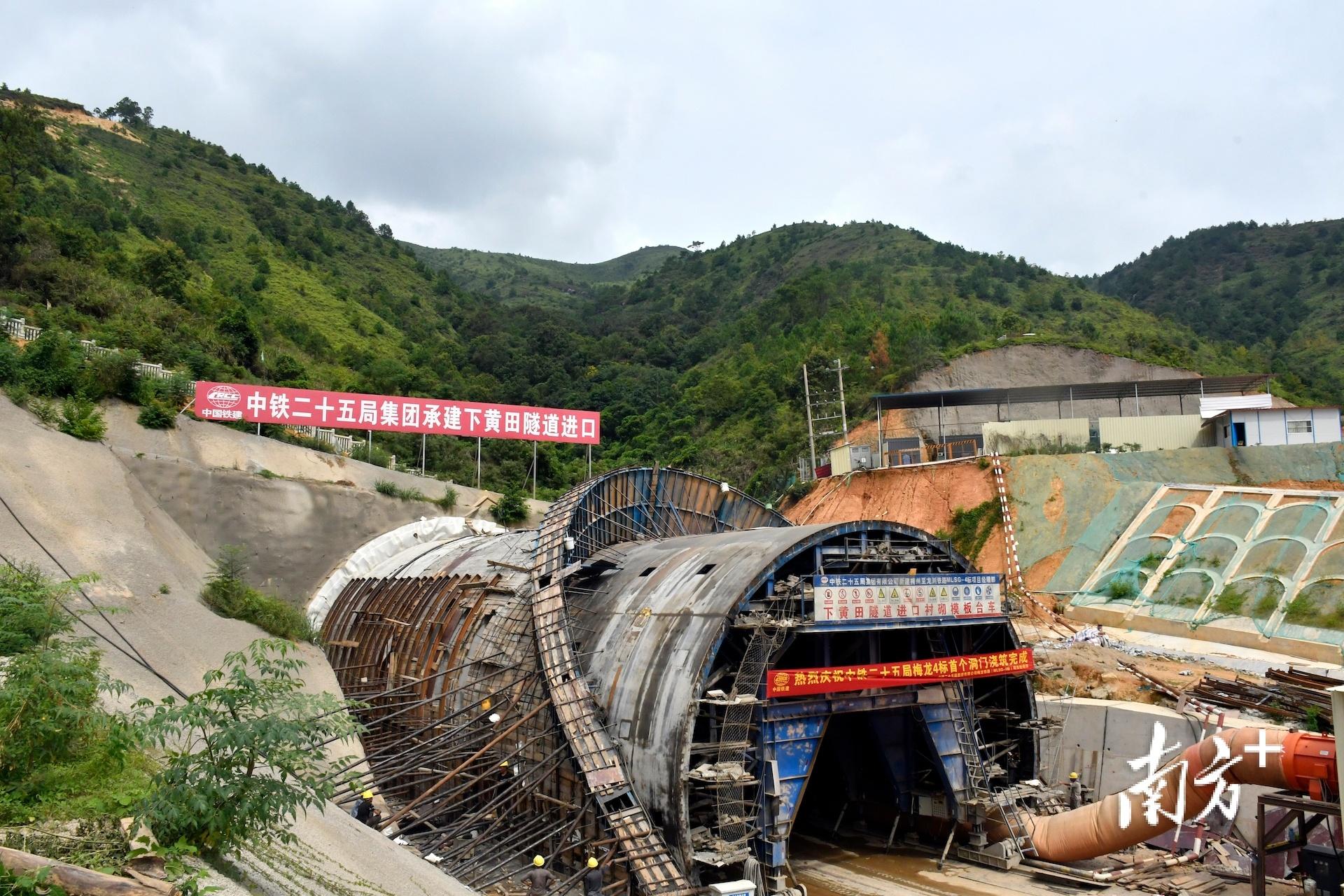 五華高鐵最新動態揭秘，小巷中的獨特風味探秘
