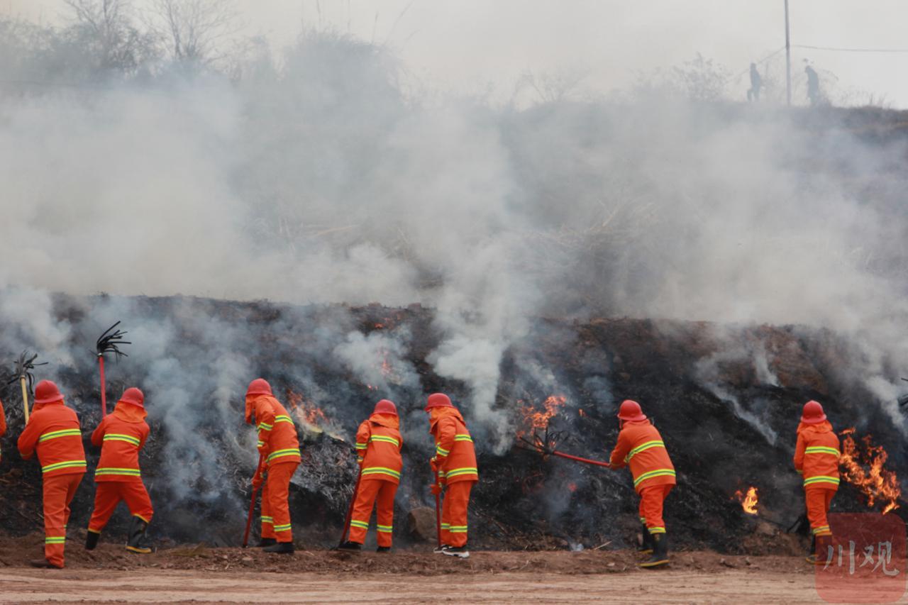 成都火災最新動態與觀點論述分析