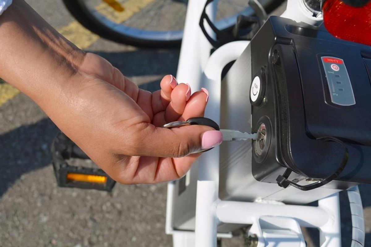 鉛酸電池價格探秘,小巷中的隱藏寶藏之謎