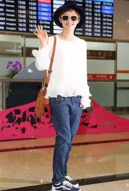 時尚明星穿搭指南,星光璀璨,自信塑造個人風格