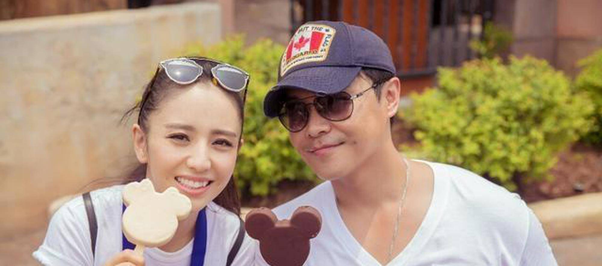 明星離婚現象,公眾關注與個人隱私的邊界探討