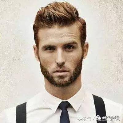 方形臉的男明星,友情與陪伴的溫馨日常時光