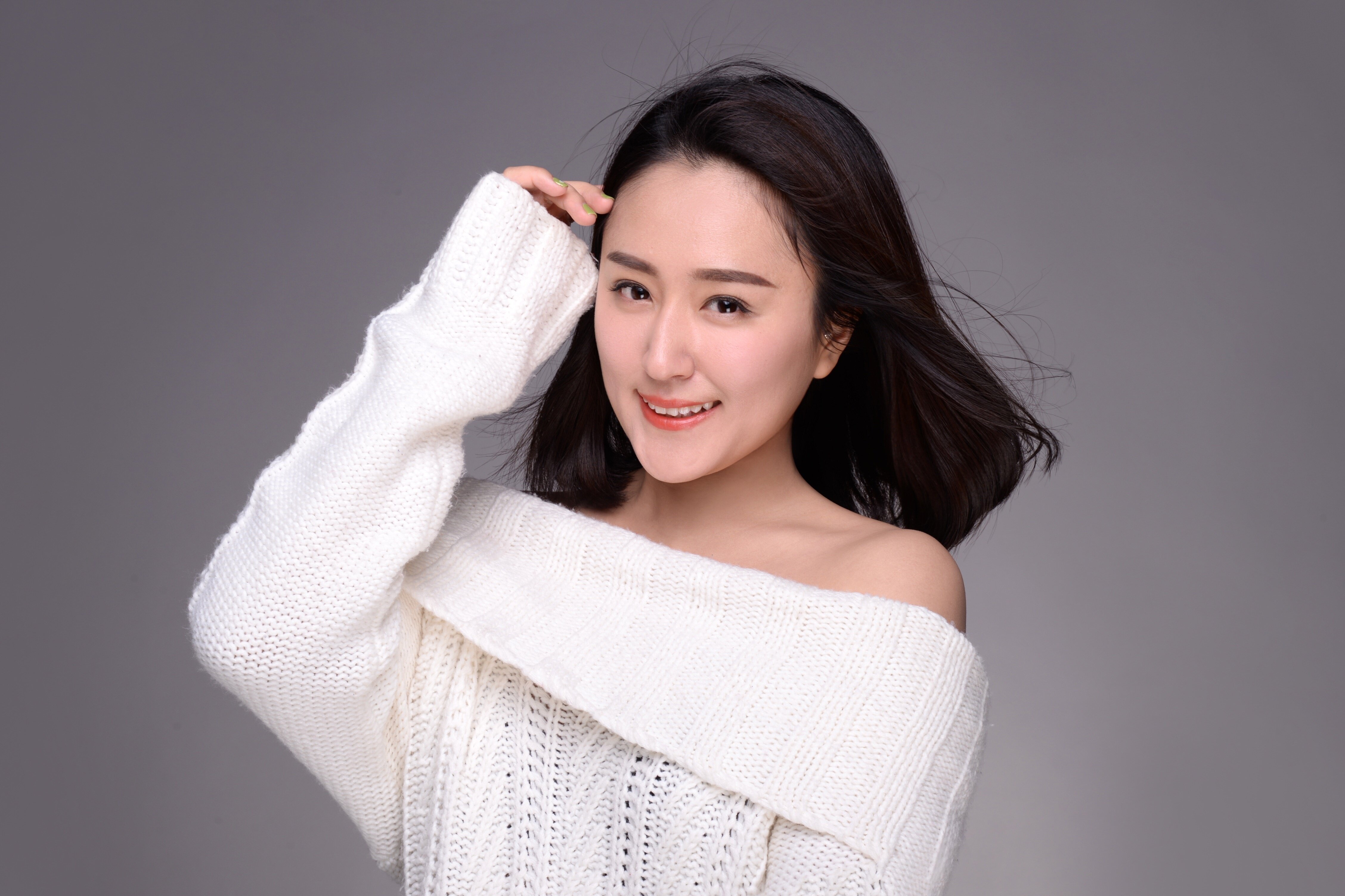 曉燁演員，自然美景中的心靈之旅