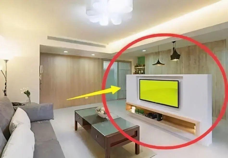 電視安裝到墻上的簡易步驟與實用技巧