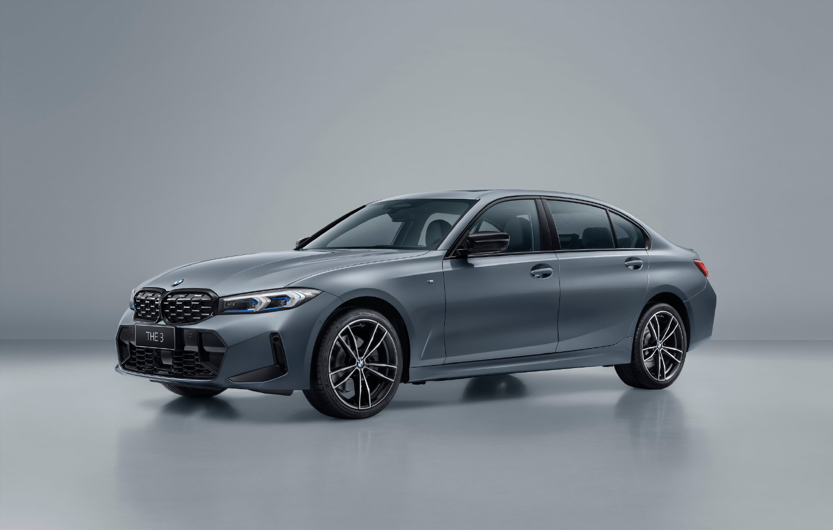 寶馬新款3系發布，科技重塑豪華，駕馭夢想之車