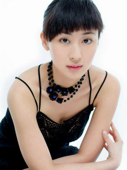 石林演員簡介,星光熠熠的日常風采