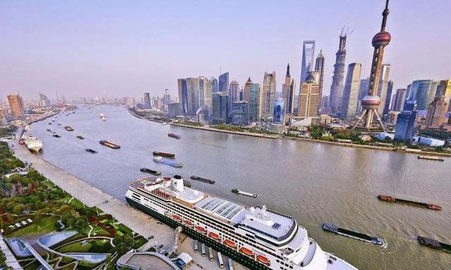 上海港股價動態與探索自然美景之旅,追尋內心平靜之旅