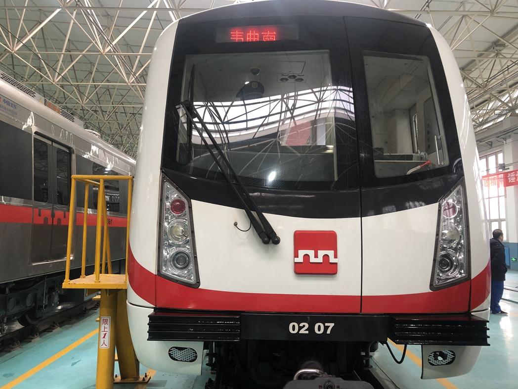 消防動漫人物,高科技守護(hù)者,點亮安全之光之光榮使命的守護(hù)者。