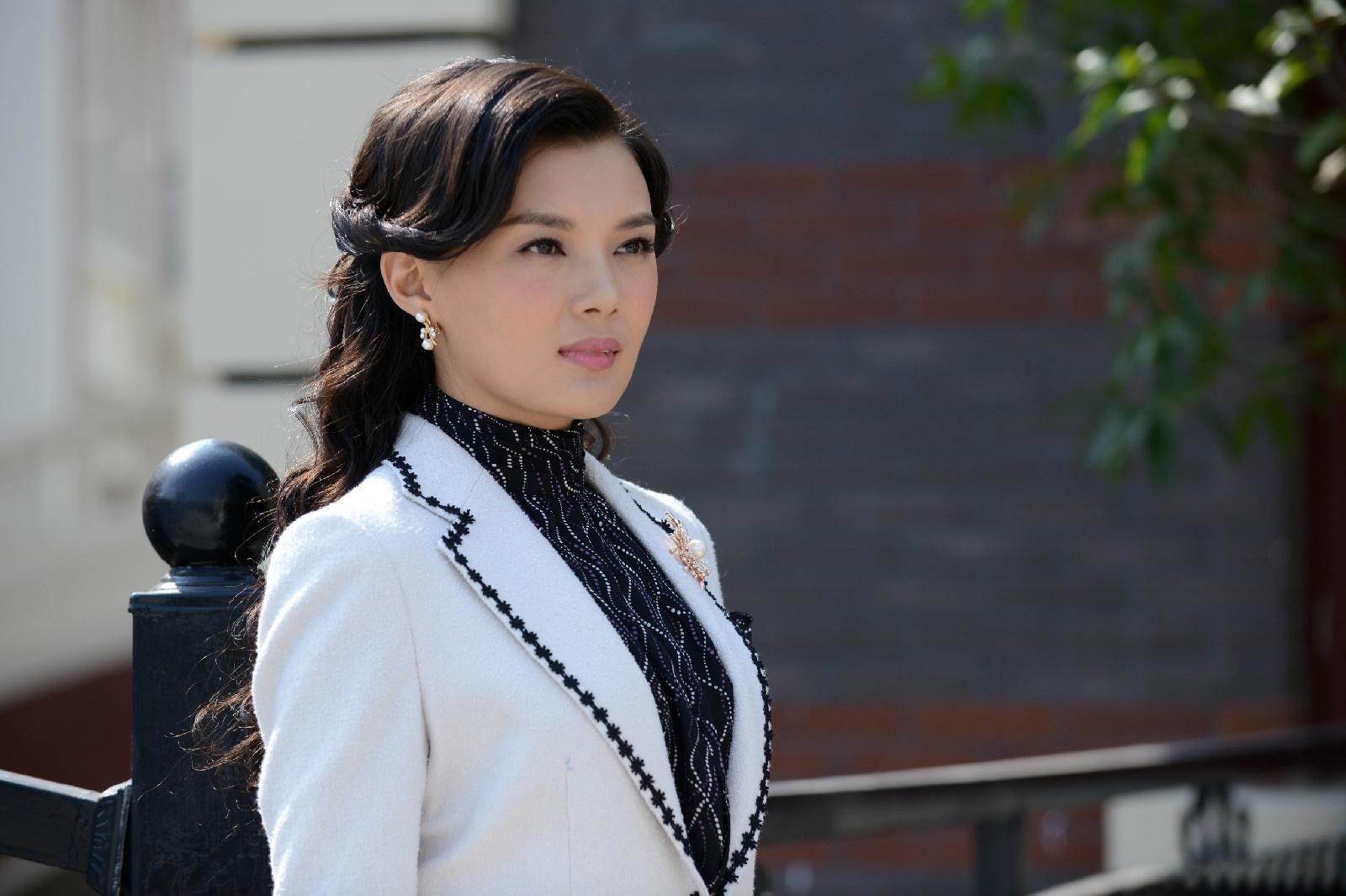 王偉女演員,自然美景中的心靈尋覓與寧靜之樂