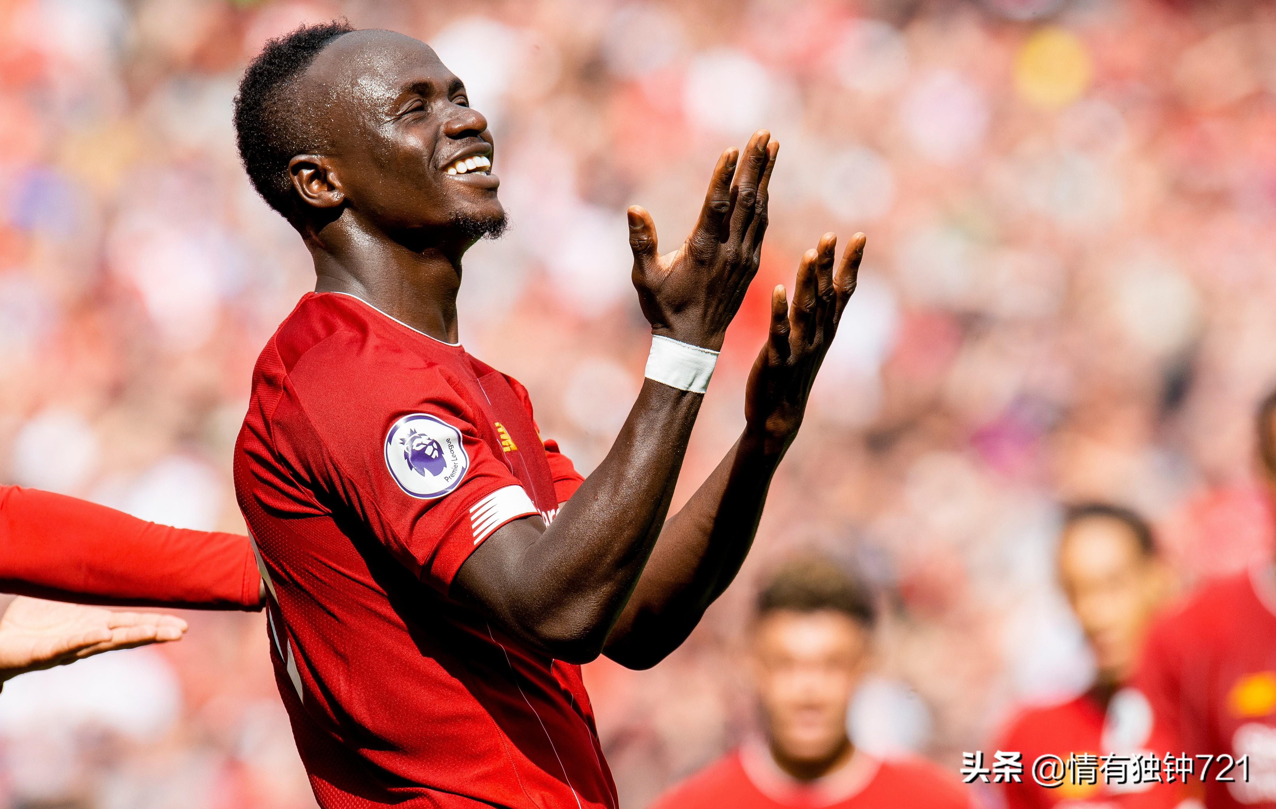 全球足球界矚目瞬間與未來展望,最新動態(tài)及矚目瞬間回顧