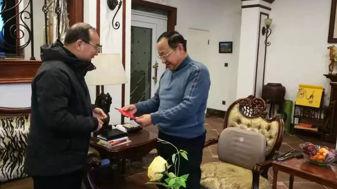 尹副廳科技新品，智能生活璀璨明珠，引領未來科技革新風潮