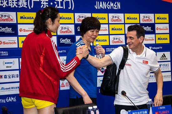 女排專訪揭秘,力量變遷與自信成就之源