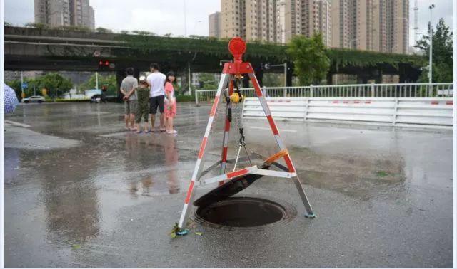 最新路障，時代的挑戰與交通變革的機遇