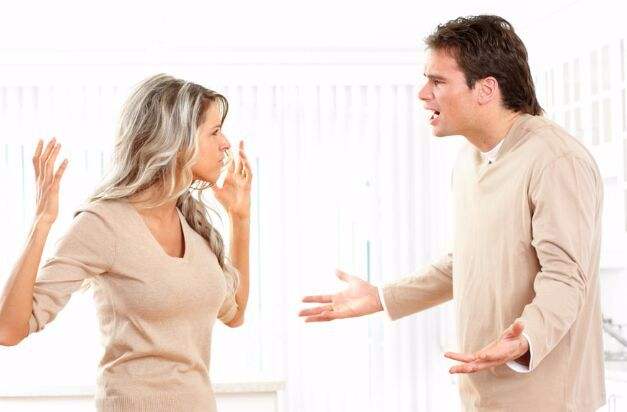 科技革新重塑溝通之道，夫妻吵架最新趨勢分析