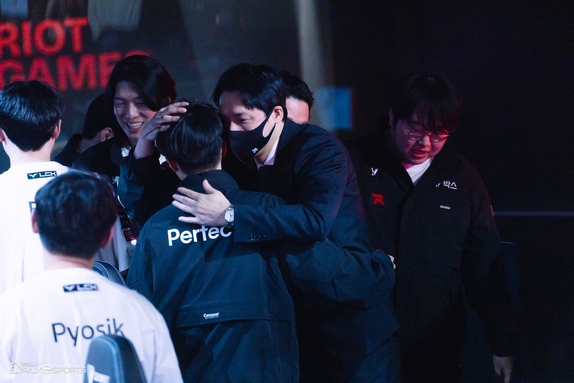 時尚新世界探秘,最新我kdh引領潮流風尚標